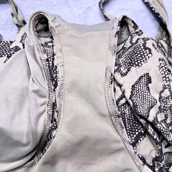NipTuck Swim Snakeskin One Piece Swimsuit Brown Beige Tummy Control Womens US 4 - Picture 7 of 8
